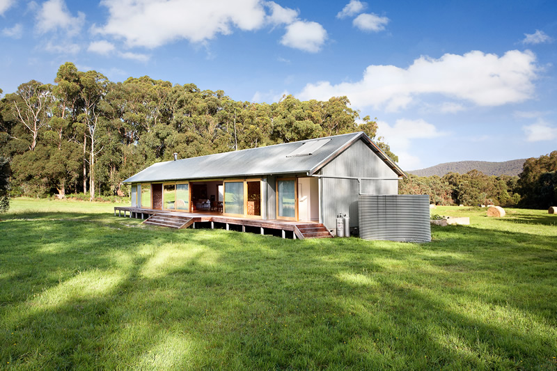  Modern  Wool Shed Pays Homage to Iconic Australian  
